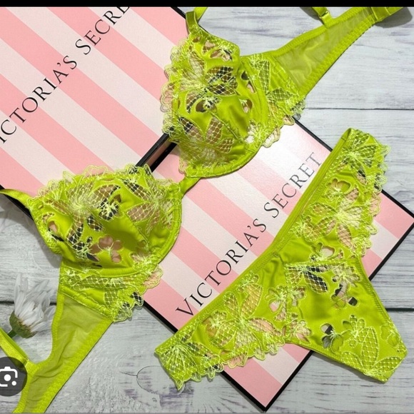 Victoria's Secret Luxe Unlined Floral Embroidered Bra Thong Set 36 DD Large Nein - Picture 1 of 4